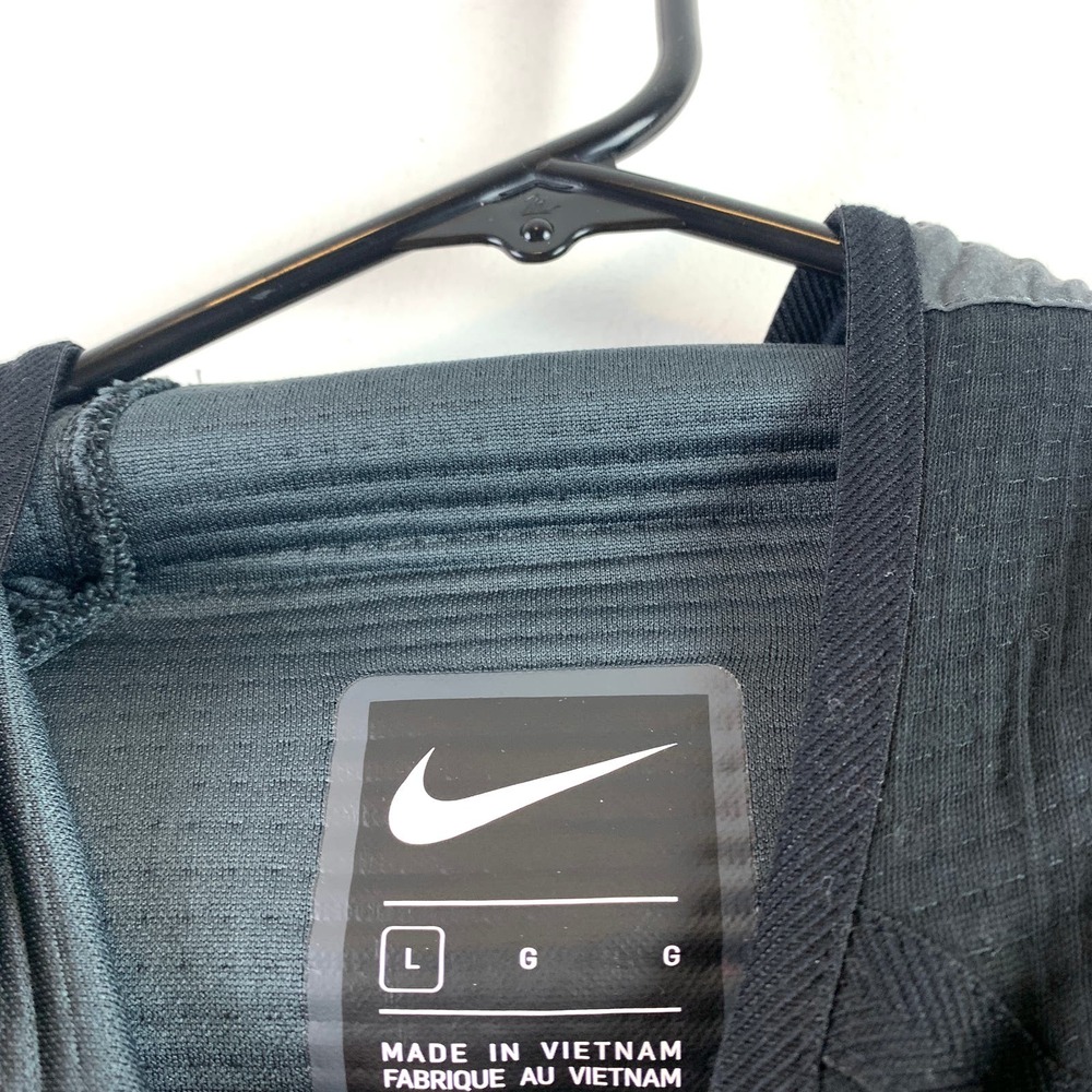 Nike tech fly knit black jacket (large) - Picture 4 of 7